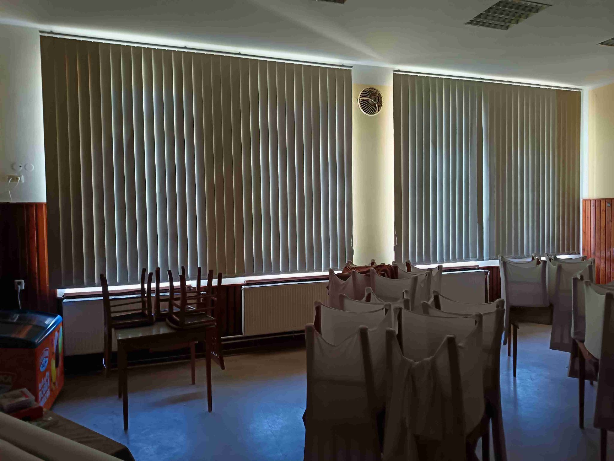 Obec Letonice - ZŠ, Obecní úřad, Obecní dům, Obchodní středisko, Hospoda servis oken 4