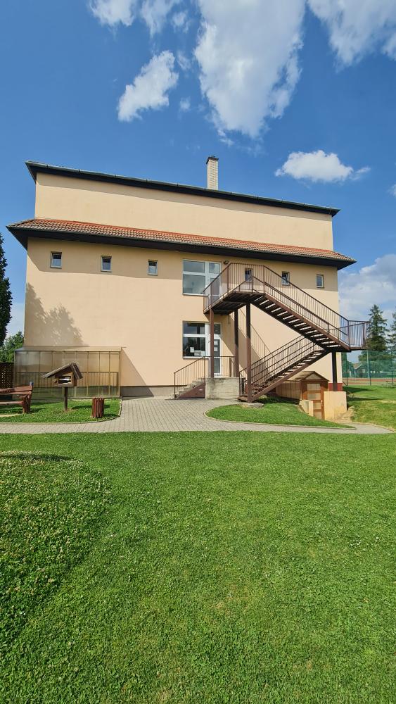 Základní škola a Mateřská škola Bělotín servis oken 4